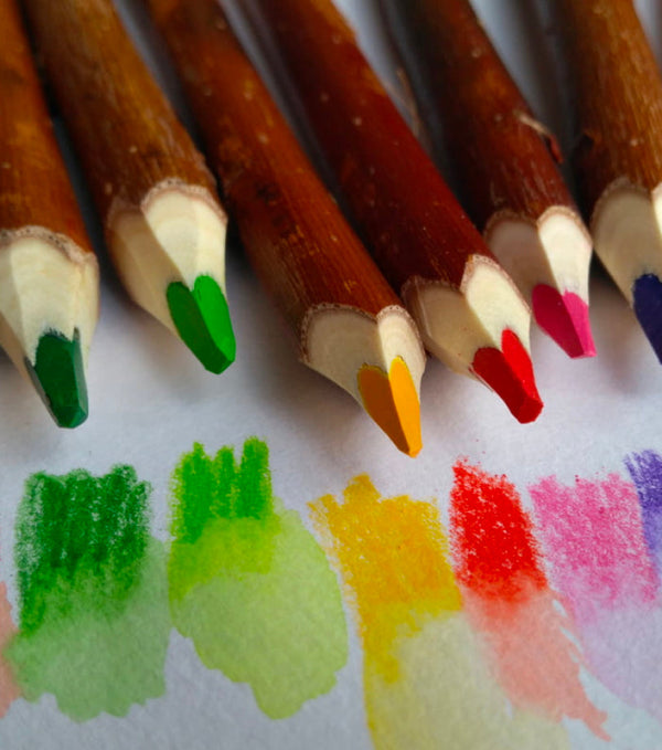 Existe-t-il des ensembles de crayons aquarellables conçus pour les enfants ?
