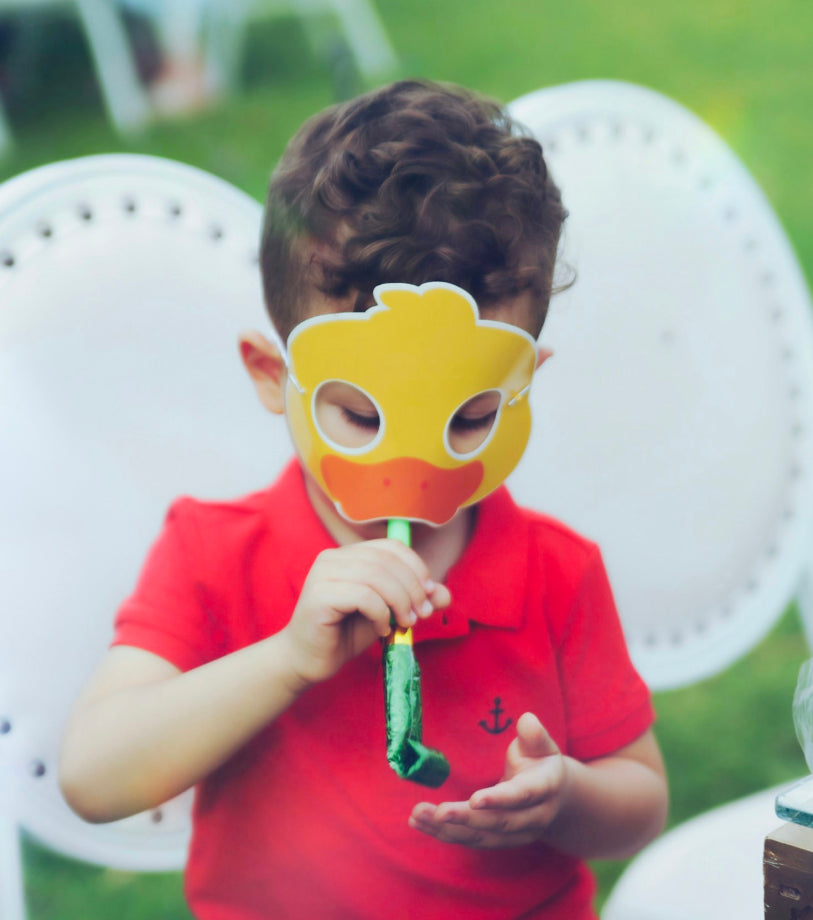 Comment assurer un bon ajustement du masque à décorer sur le visage de l'enfant ? - Ma Rentrée Facile