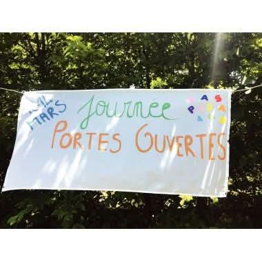 Bannière en polyester blanc 130x62 cm - Ma Rentrée Facile