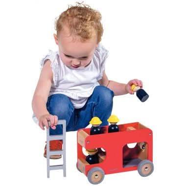 Camion de pompiers en bois avec 4 pompiers JANOD - Ma Rentrée Facile