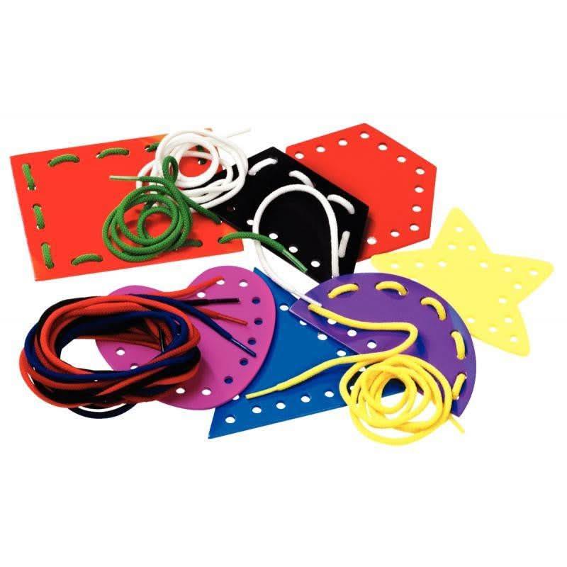 Coffret de 7 formes géométriques en bois à lacer - Ma Rentrée Facile