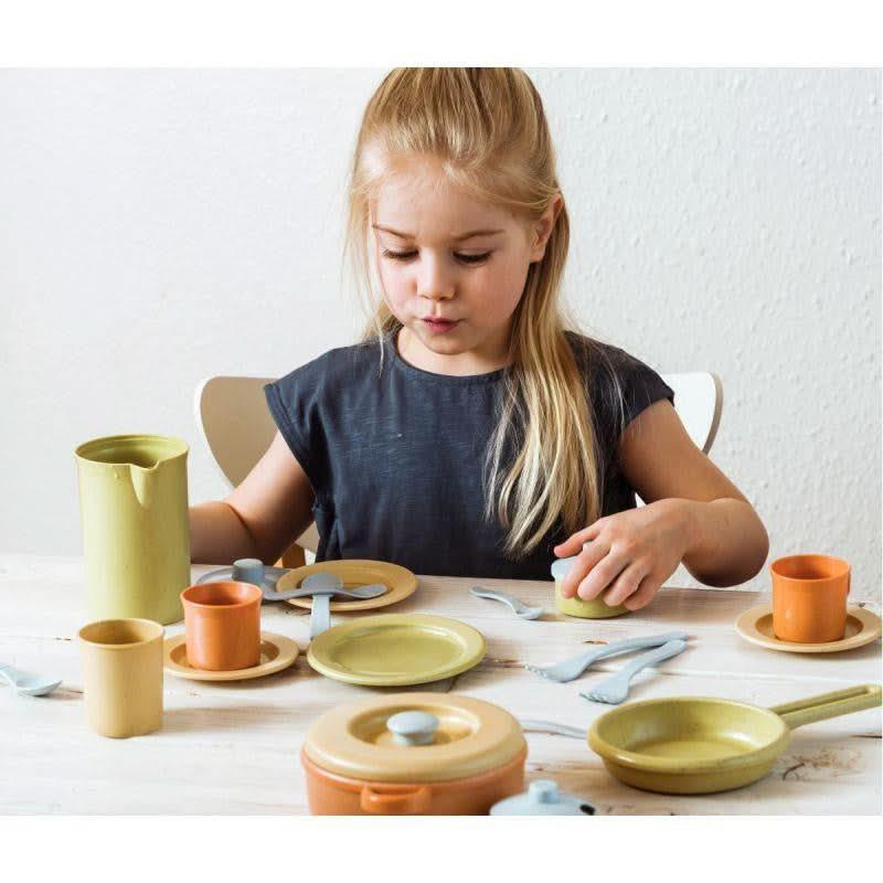 Dînette en bioplastic 79 pièces, 8 couverts DANTOY - Ma Rentrée Facile