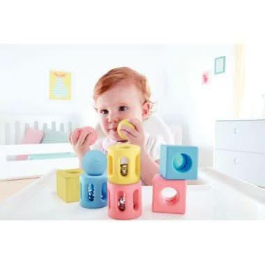 Lot de 9 hochets géométriques en plastique - Ma Rentrée Facile