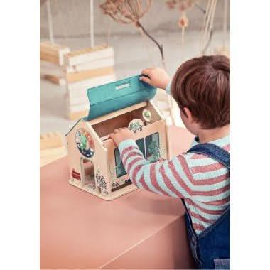 Ma première école en bois LILLIPUTIENS - Ma Rentrée Facile